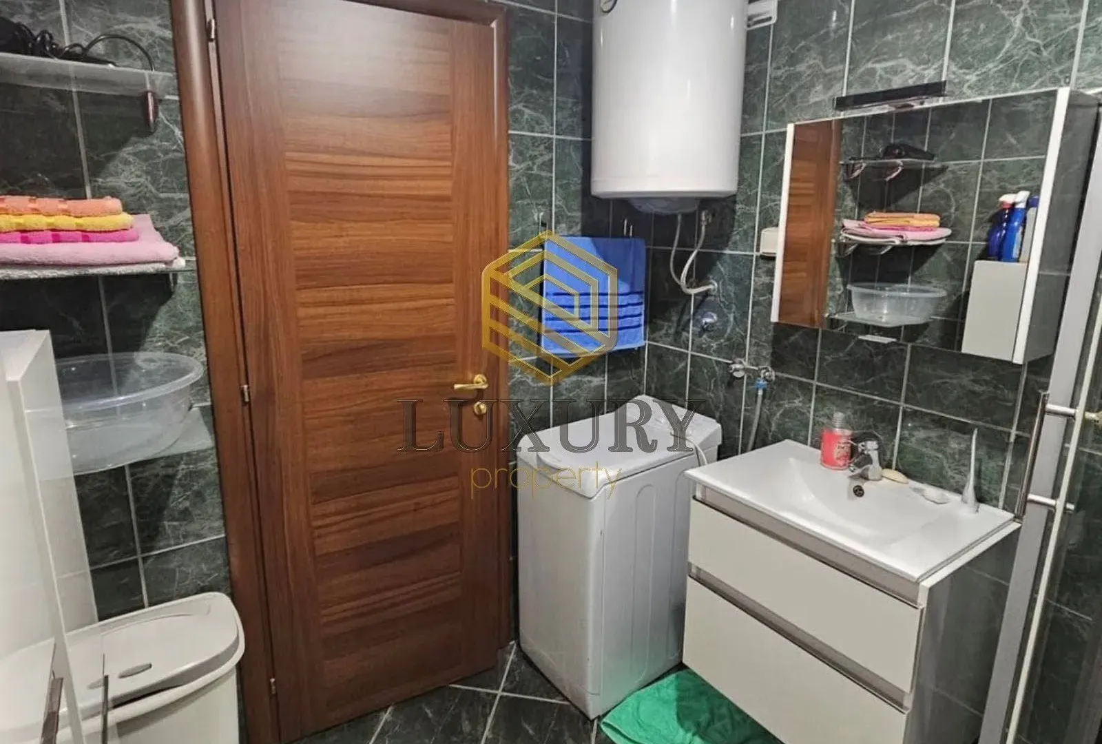 Izdavanje, jednosoban stan, 57m², City Kvart, Podgorica