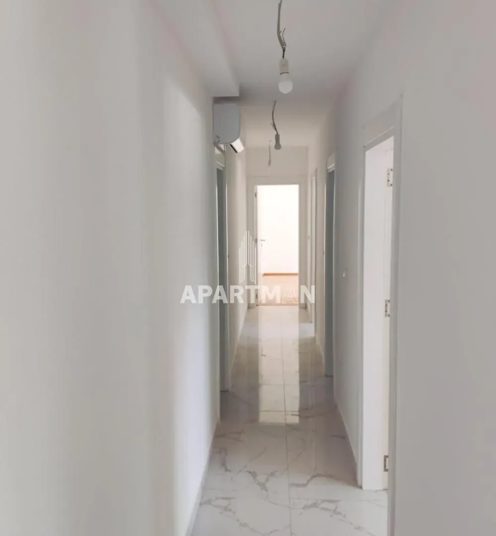 Prodaja, četvorosoban stan, 103m², Ledine, Beograd