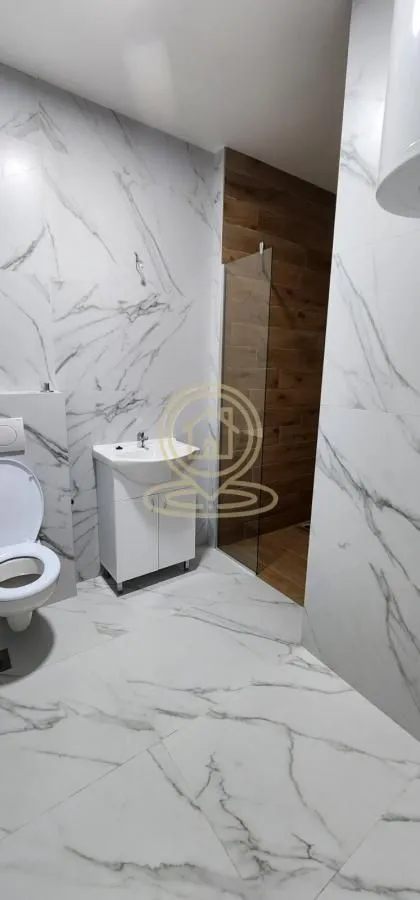 Prodaja, trosoban stan, 67m², Petrovaradin, Novi Sad