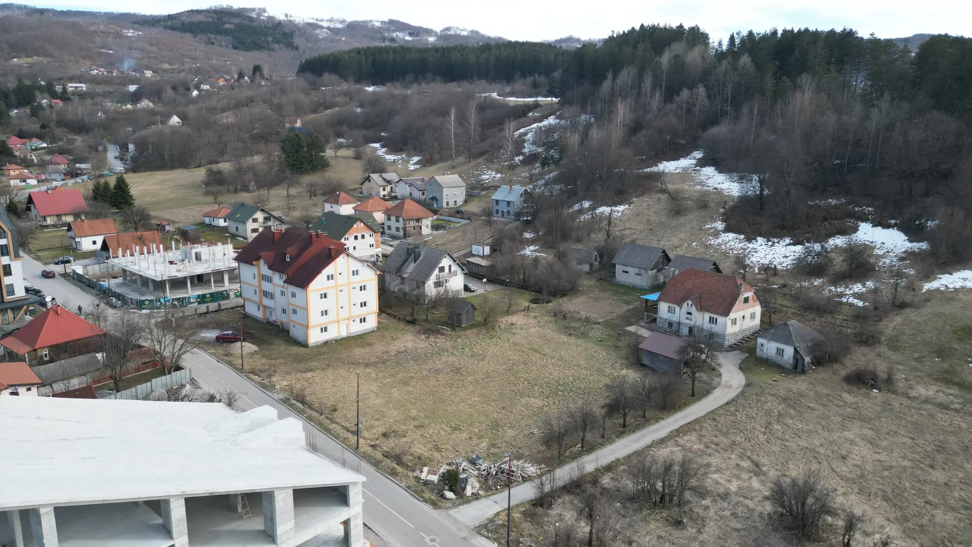 Prodaja, plac, 2000m², Centar, Kolašin