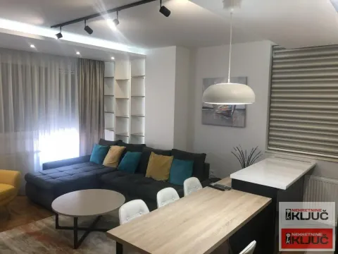Rent, two bedroom apartment, 53m², Bulevar Oslobodjenja, Novi Sad Sve Podlokacije - image 10
