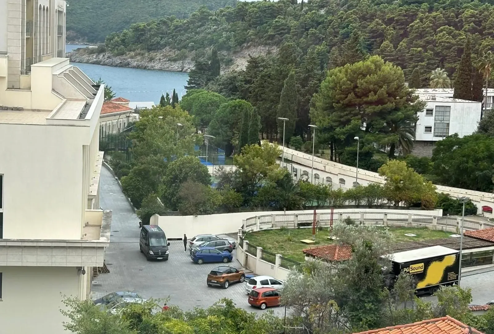 Sale, two bedroom apartment, 87m², Bečići, Budva