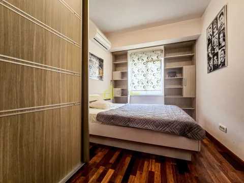 Izdavanje, dvosoban stan, 70m², City Kvart, Podgorica - image 12