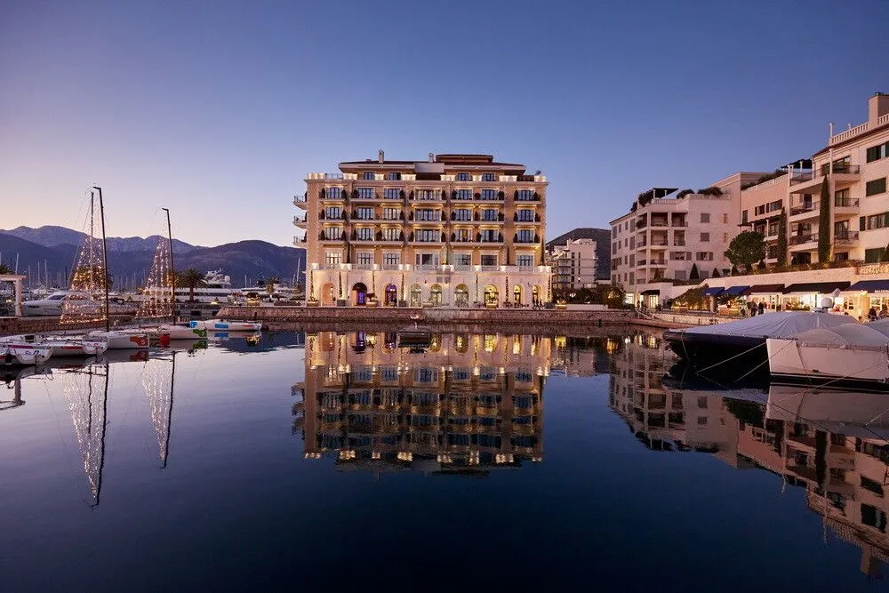 Prodaja, jednosoban stan, 76m², Tivat, Crna Gora
