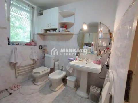 Sale, house, 270m², Čenta, Zrenjanin - image 17