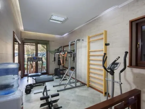 Sale, house, 650m², Prčanj, Kotor - image 9