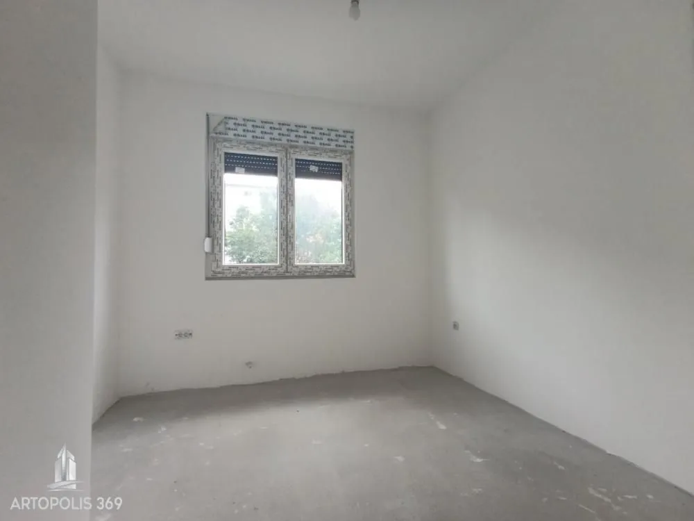 Prodaja, dvosoban stan, 61m², Ledine, Beograd