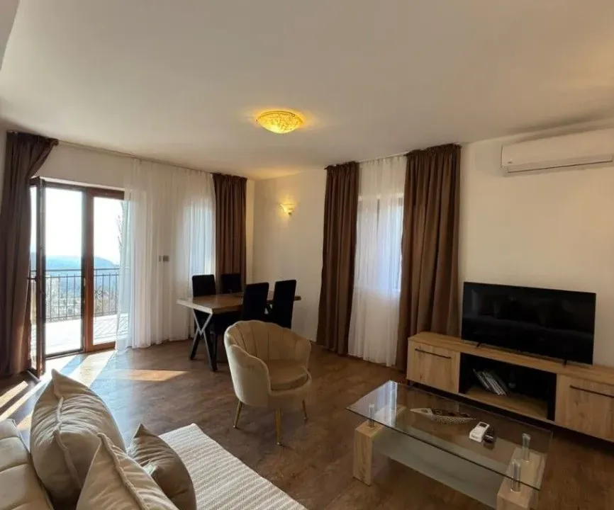 Rent, house, 200m², Kuljače, Budva