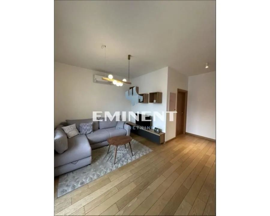 Rent, two bedroom apartment, 55m², Južni Bulevar, Vračar Sve Podlokacije