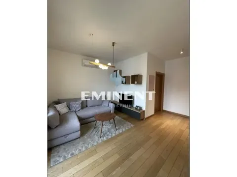 Rent, two bedroom apartment, 55m², Južni Bulevar, Vračar Sve Podlokacije - image 1