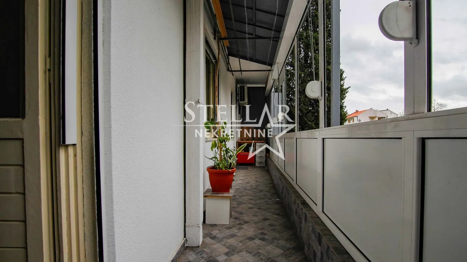 Izdavanje, jednosoban stan, 50m², Preko Morače, Podgorica