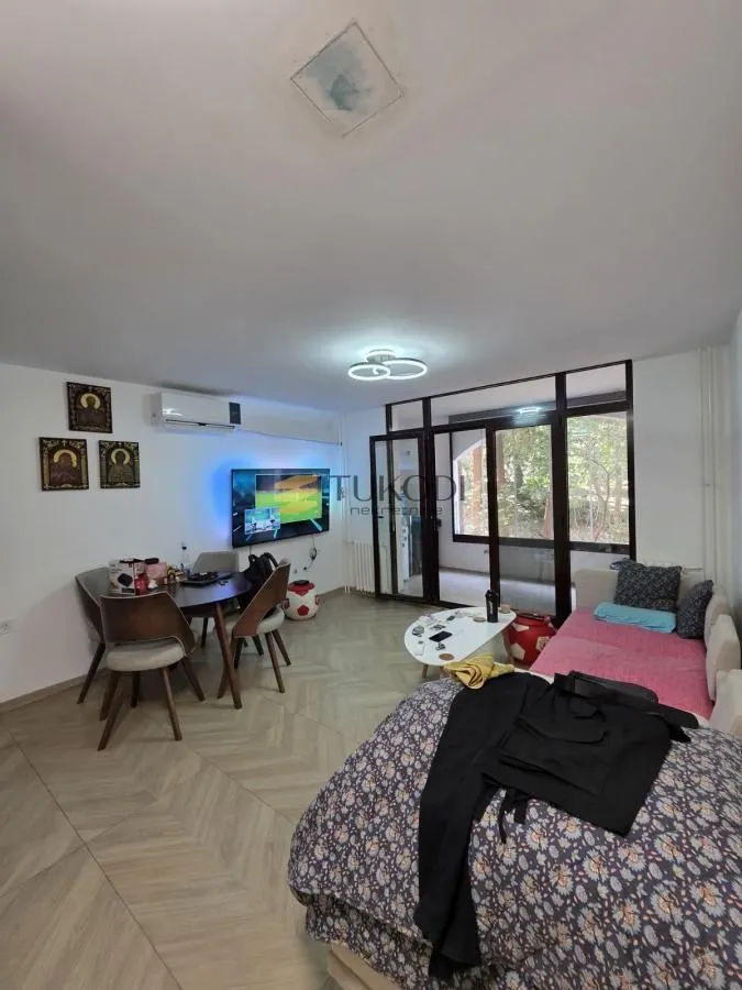 Prodaja, trosoban stan, 63m², Višnjička Banja, Palilula Sve Podlokacije