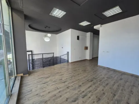 Izdavanje, poslovni prostor, 101m², Preko Morače, Podgorica - image 2