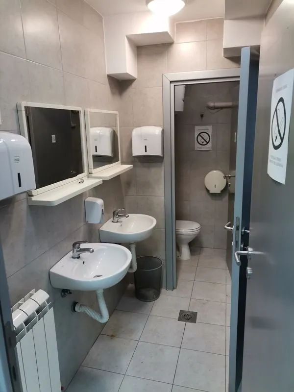 Izdavanje, poslovni prostor, 180m², Čukarica, Beograd