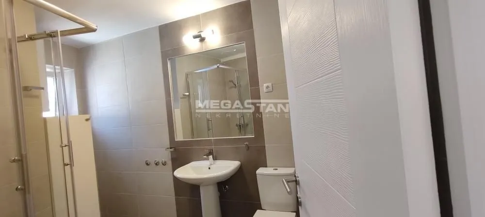 Rent, two bedroom apartment, 60m², Stari Grad, Beograd