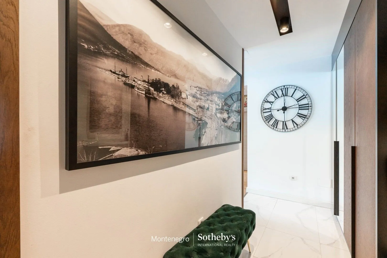 Sale, two bedroom apartment, 85m², Kotor, Crna Gora
