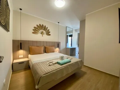 Izdavanje, dvosoban stan, 92m², Rafailovići, Budva - image 11