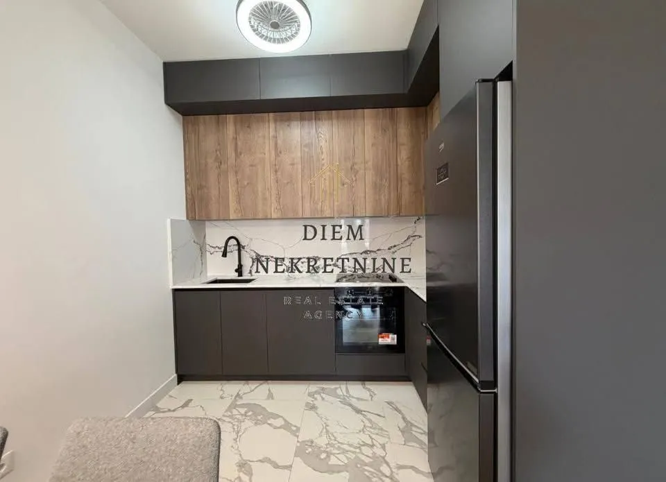 Rent, one bedroom apartment, 53m², Centar, Bar