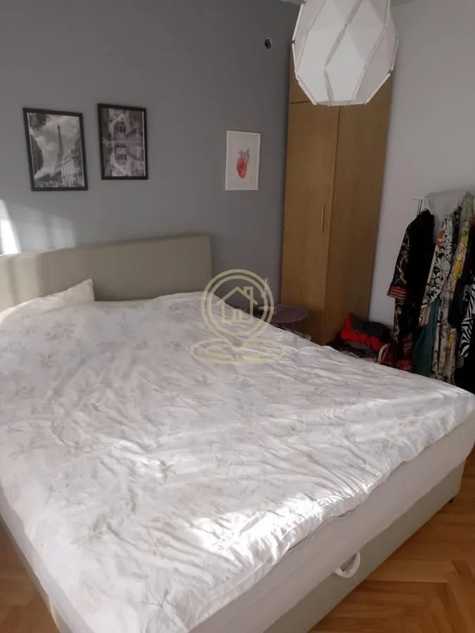 Izdavanje, trosoban stan, 78m², Južni Bulevar, Vračar Sve Podlokacije