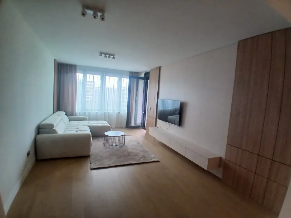 Izdavanje, dvosoban stan, 55m², Novi Beograd Blok 65, Novi Beograd Sve Podlokacije