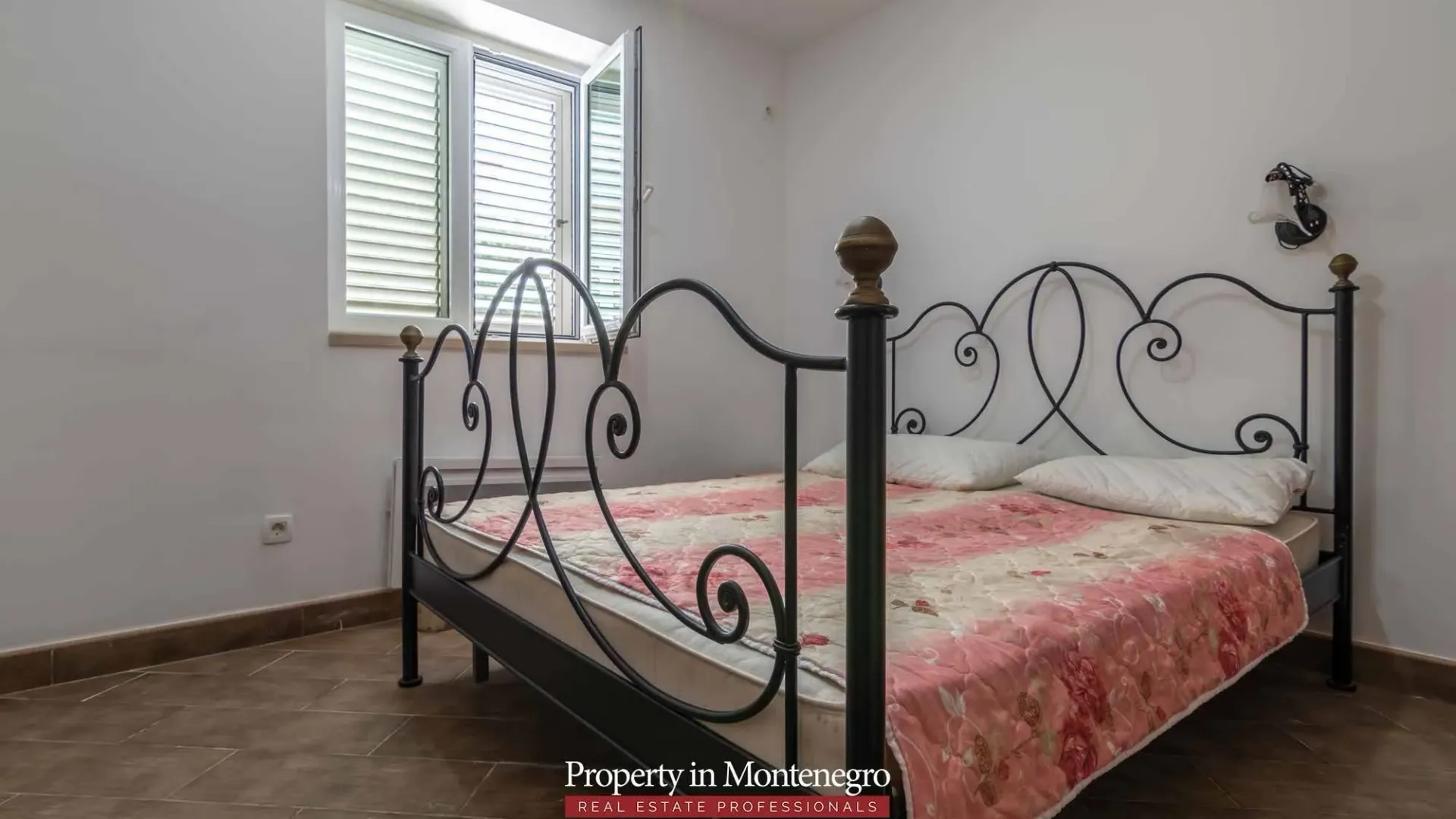 Prodaja, kuća, 267m², Mrčevac, Tivat