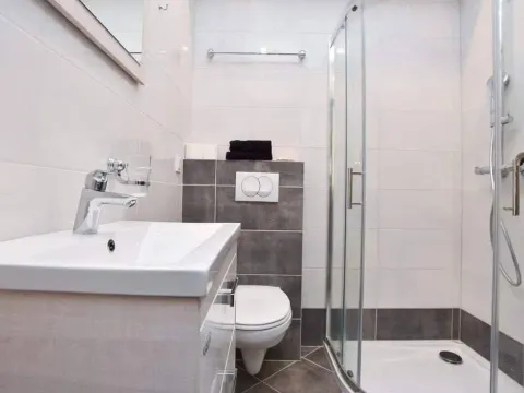 Sale, one bedroom apartment, 36m², Bečići, Budva - image 3