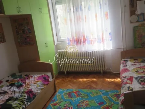 Prodaja, trosoban stan, 67m², Stari grad, Novi Sad - image 2