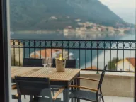 Prodaja, trosoban stan, 204m², Dobrota, Kotor - image 11