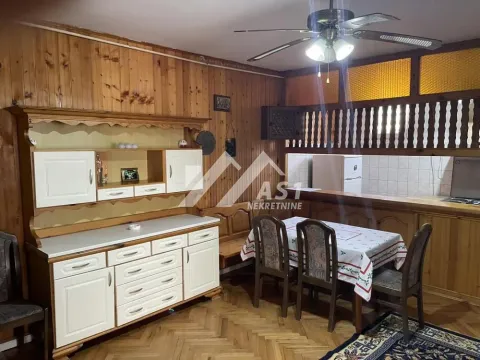 Izdavanje, četvorosoban stan, 95m², Adice, Novi Sad Sve Podlokacije - image 2