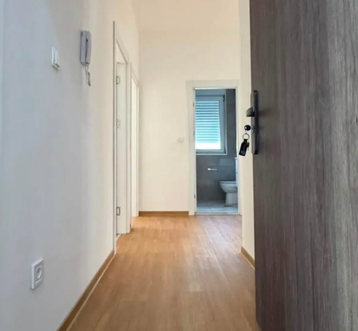 Prodaja, dvosoban stan, 60m², Zabjelo, Podgorica
