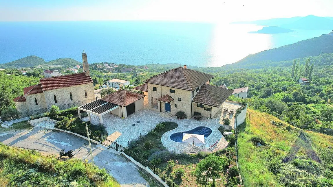 Sale, house, 183m², Tudorovići, Budva