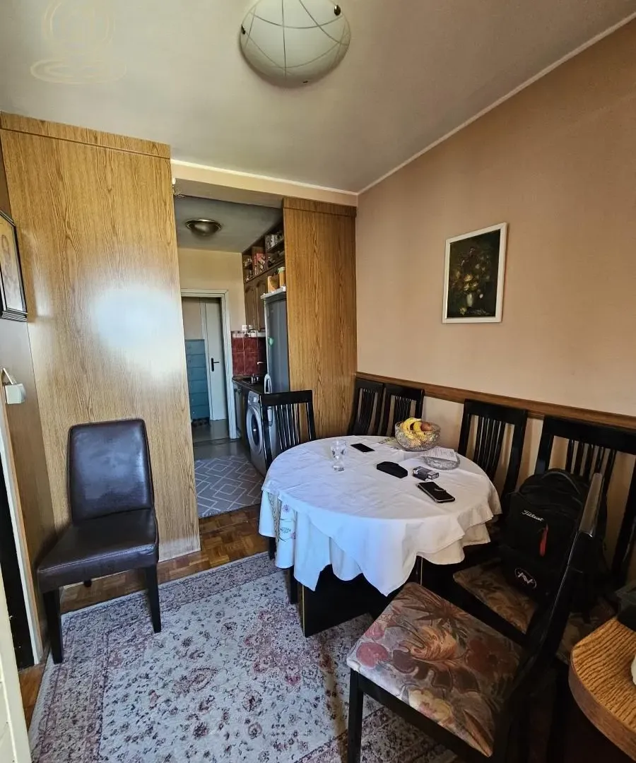 Prodaja, trosoban stan, 63m², Centar, Kragujevac