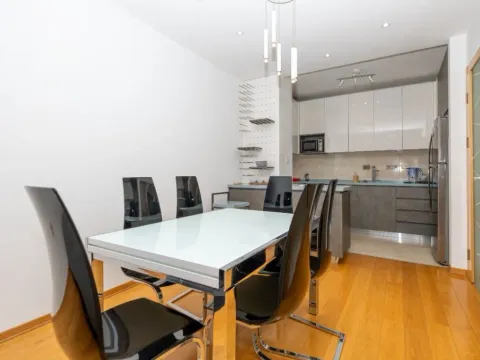 Izdavanje, trosoban stan, 101m², Preko Morače, Podgorica - image 11