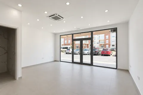 Rent, office space, 98m², Stari Aerodrom, Podgorica - image 4
