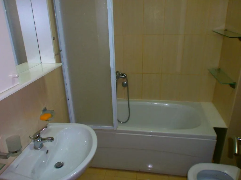 Izdavanje, jednosoban stan, 47m², Blok 9, Podgorica