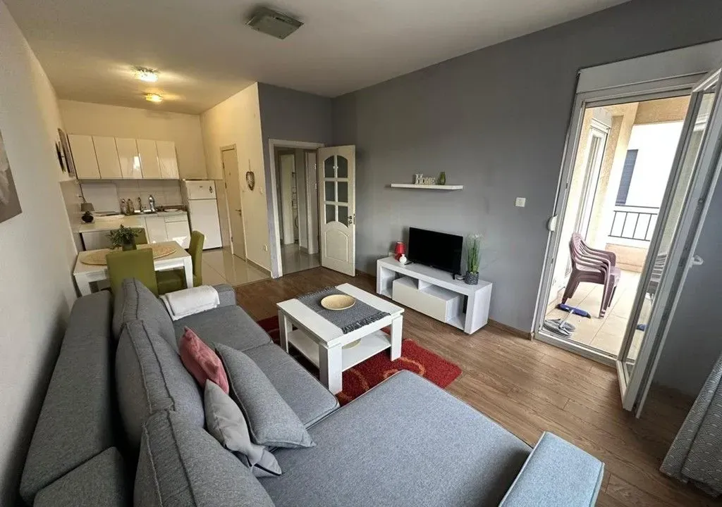 Rent, two bedroom apartment, 70m², City Kvart, Podgorica