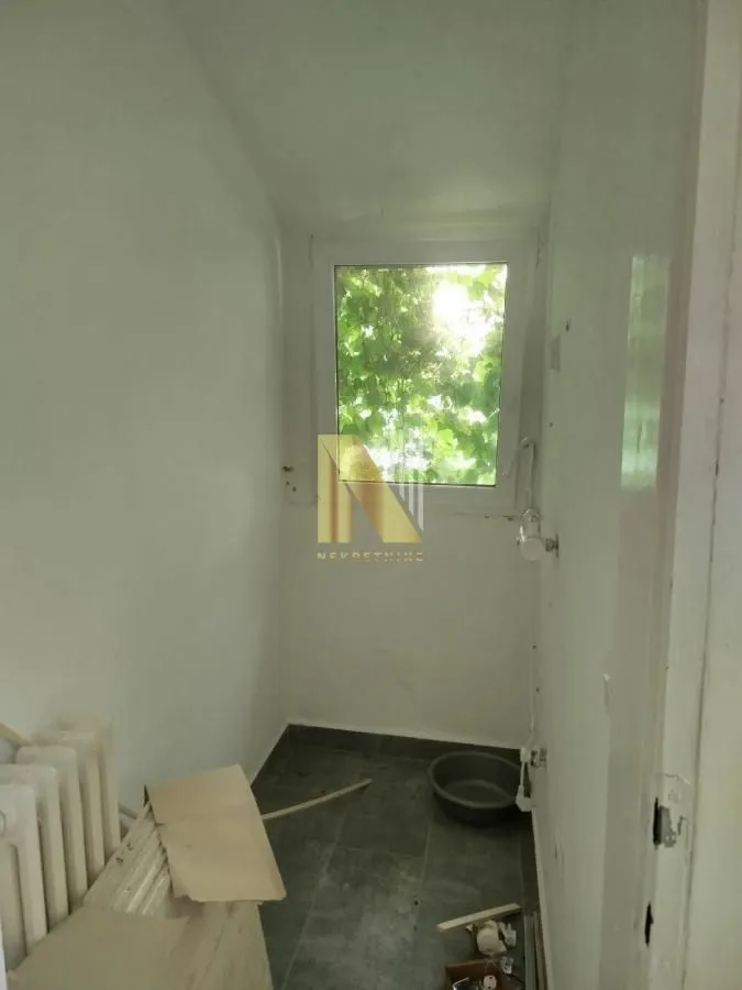 Rent, office space, 160m², Centar, Novi Sad