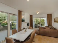 Sale, two bedroom apartment, 100m², Kamenari, Herceg Novi - image 1
