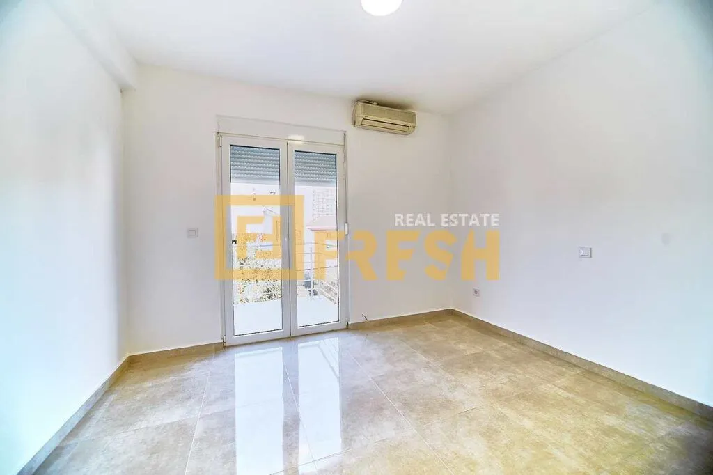 Rent, house, 400m², Stari Aerodrom, Podgorica