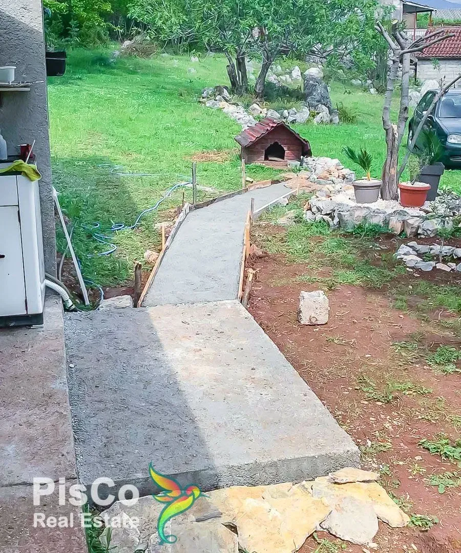 Prodaja, kuća, 71m², Danilovgrad, Crna Gora