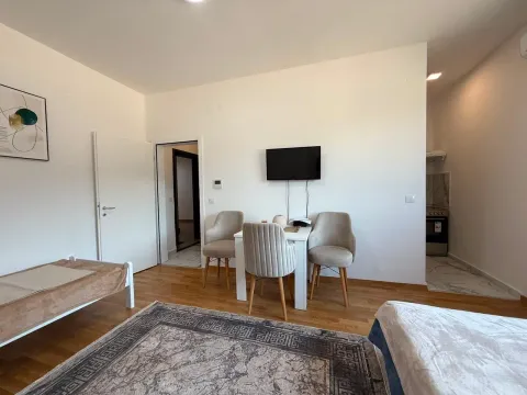 Prodaja, garsonjera, 26m², Bečići, Budva - image 5