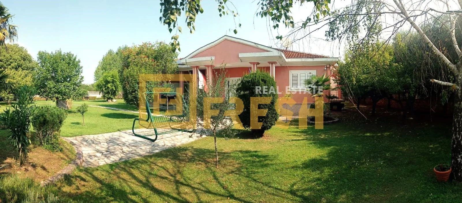 Rent, house, 423m², Donja Gorica, Podgorica