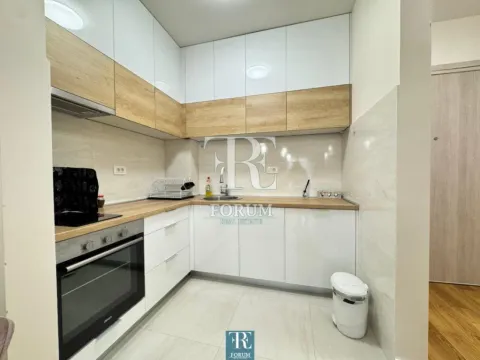 Izdavanje, jednosoban stan, 42m², Central Point, Podgorica - image 5