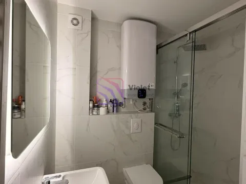Rent, one bedroom apartment, 61m², Tološi, Podgorica - image 18