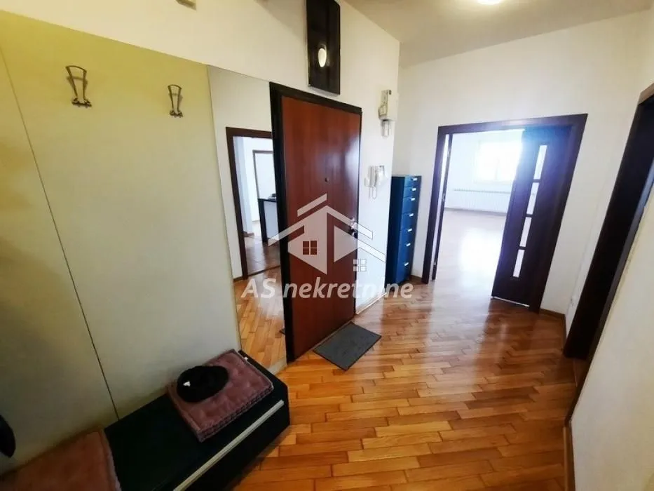 Izdavanje, stan, 172m², Vračar Hram, Vračar Sve Podlokacije