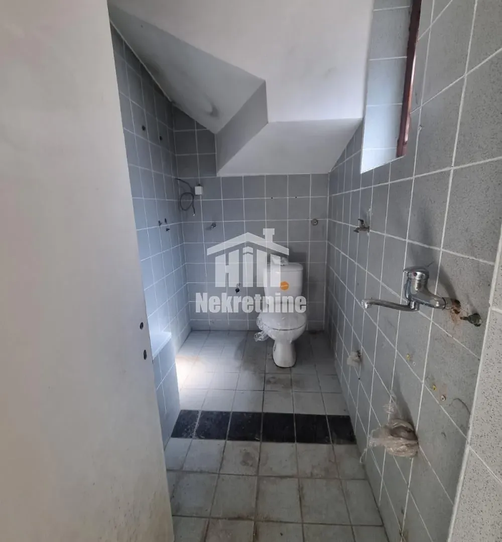 Prodaja, dvosoban stan, 70m², Zemun Novi Grad, Zemun Sve Podlokacije