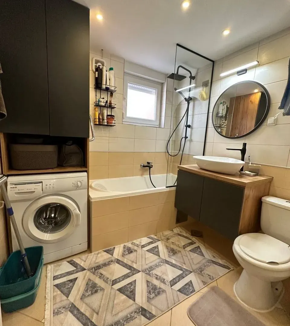 Prodaja, dvosoban stan, 54m², Seoce, Budva