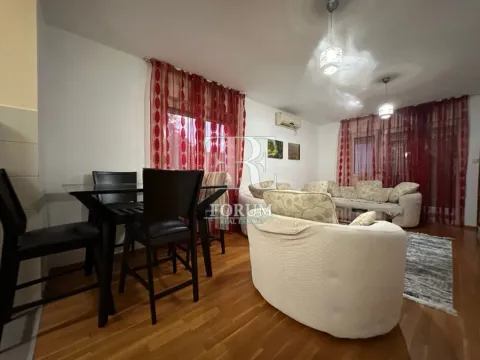 Izdavanje, trosoban stan, 80m², Dalmatinska ulica, Podgorica - image 3