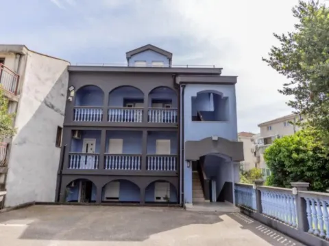 Sale, house, 357m², Podkošljun, Budva