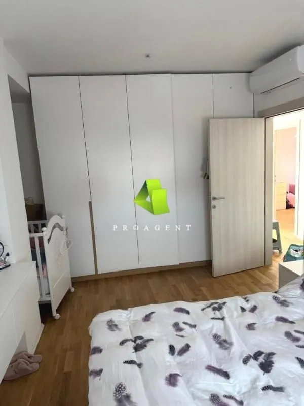 Prodaja, trosoban stan, 106m², Medijana, Niš